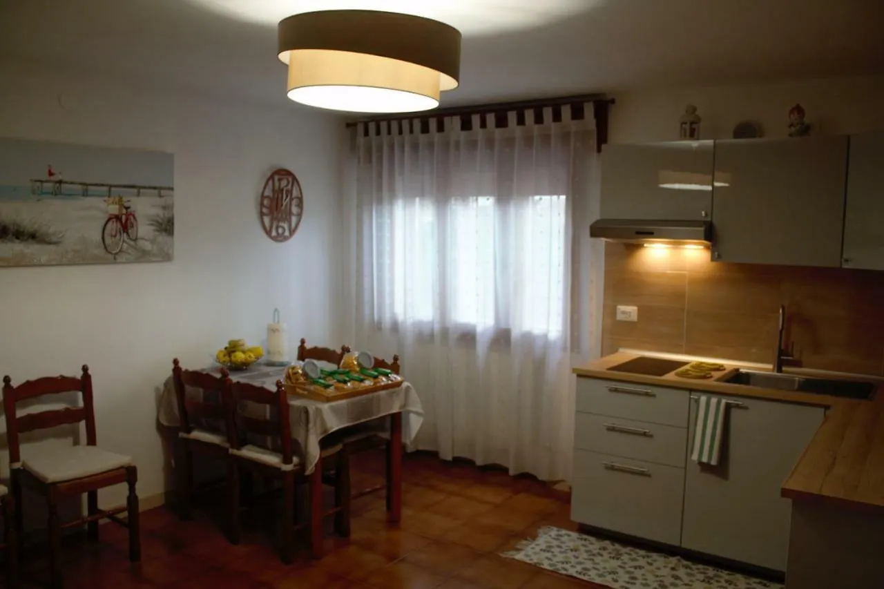 Appartamento Le Magnolie Mestre 0*,